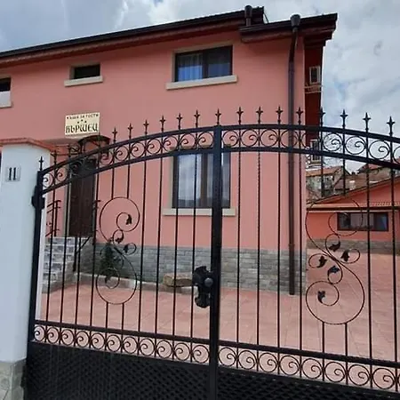 Apartment Къща За Гости Вършец Varshets (Montana)