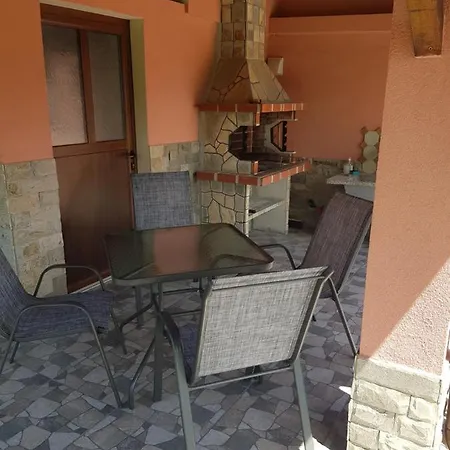 Къща За Гости Вършец Apartment *