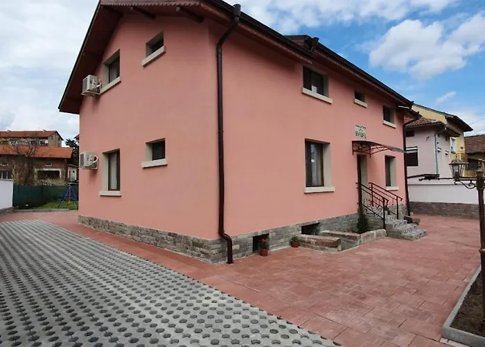 Къща за гости Вършец Апартамент *