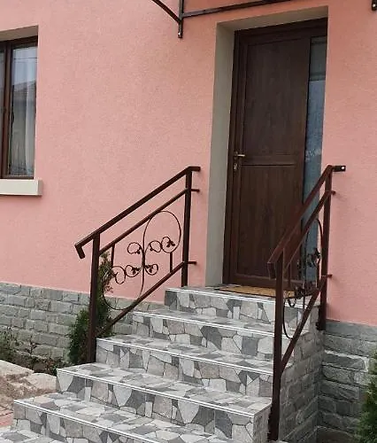 Къща за гости Вършец Апартамент *