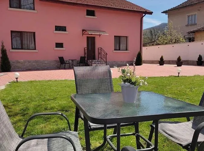 Къща за гости Вършец Апартамент